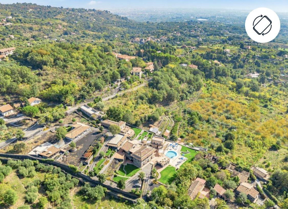 Antico Borgo Petralia Casa de hóspedes Zafferana Etnea Exterior foto
