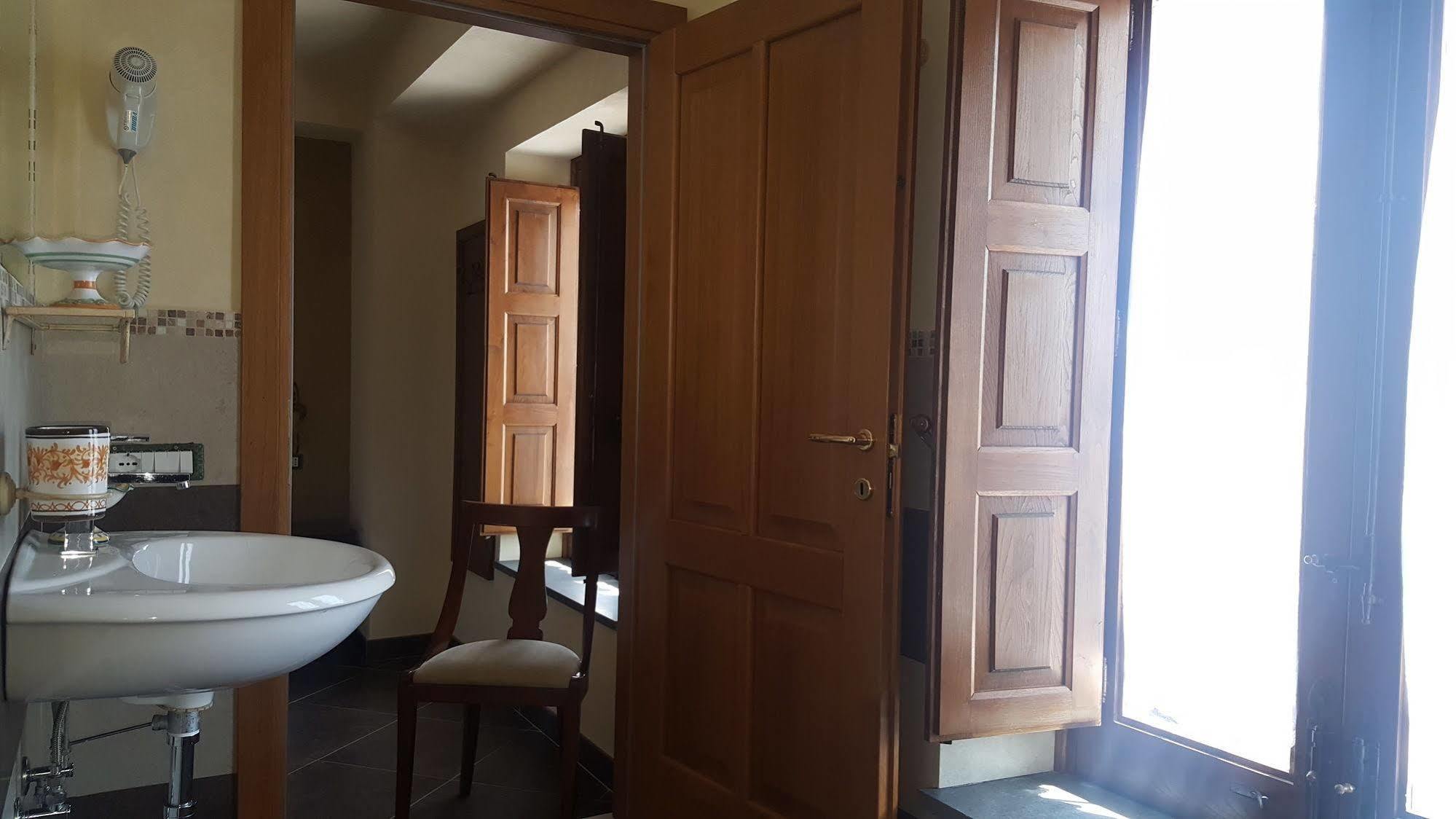 Antico Borgo Petralia Casa de hóspedes Zafferana Etnea Exterior foto