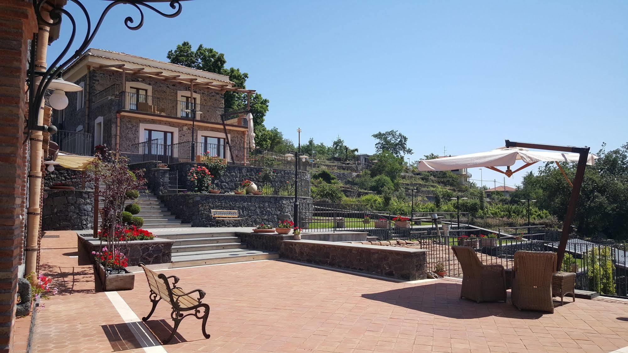 Antico Borgo Petralia Casa de hóspedes Zafferana Etnea Exterior foto